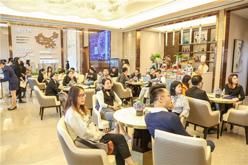 龙湖110203.jpg